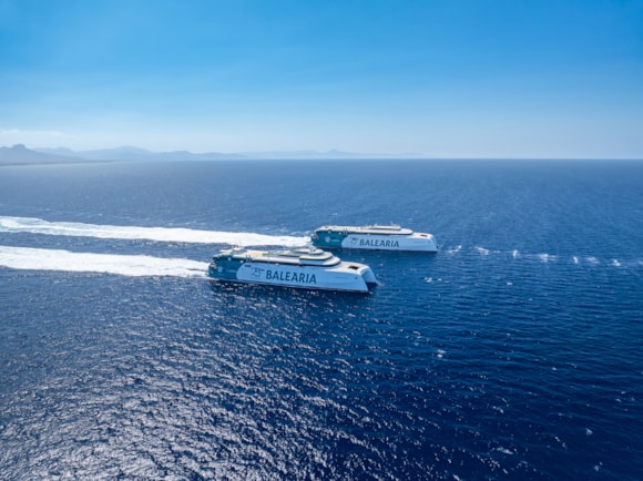 Baleària cierra acuerdos para la adquisición de la naviera Armas Trasmediterránea: Baleària - Fast ferries-2