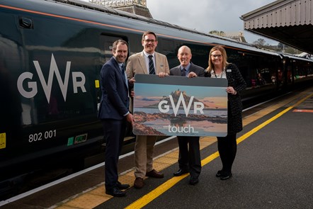 SWNS GWR TOUCH-03