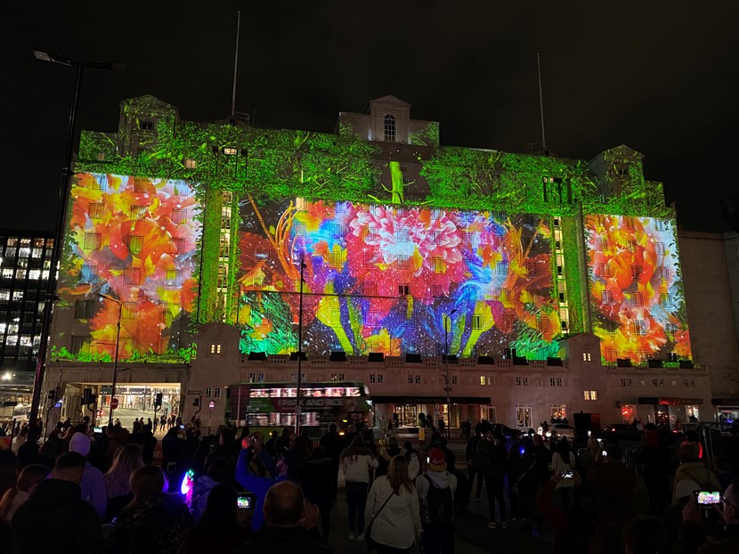 Thousands get back to nature as Light Night Leeds returns: Light Night Leeds 2021