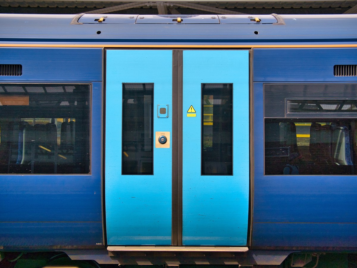 Southeastern train closed doors