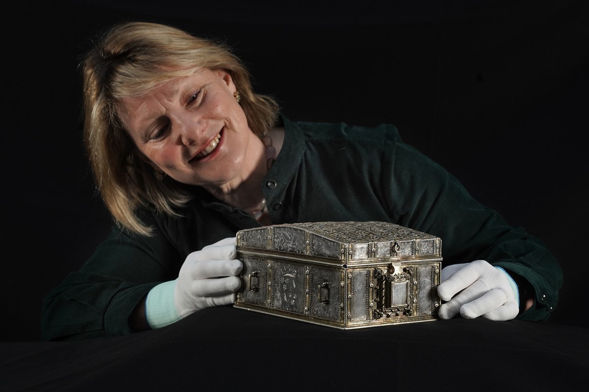 Dr Anna Groundwater Principal Curator at National Museums Scotland with the silver casket believed to have belonged to Mary, Queen of Scots. Photo © Stewart Attwood (4)