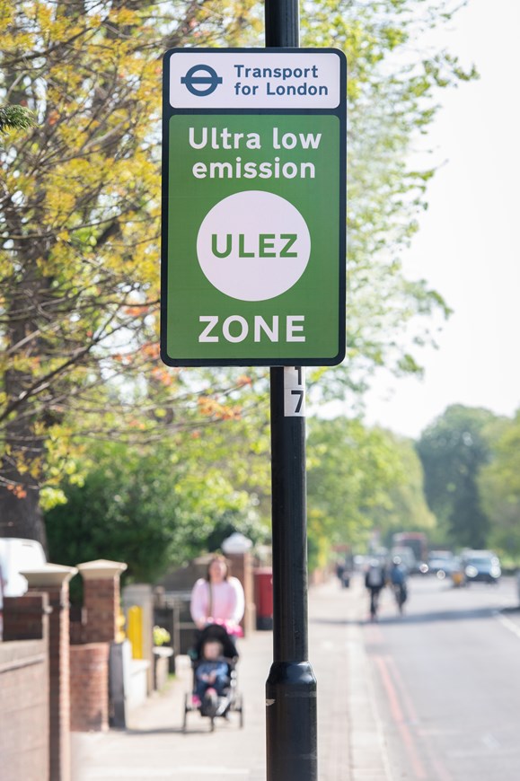 The UK’s largest-ever scrappage scheme now open to all Londoners with a non-compliant car: TfL Image - ULEZ Sign