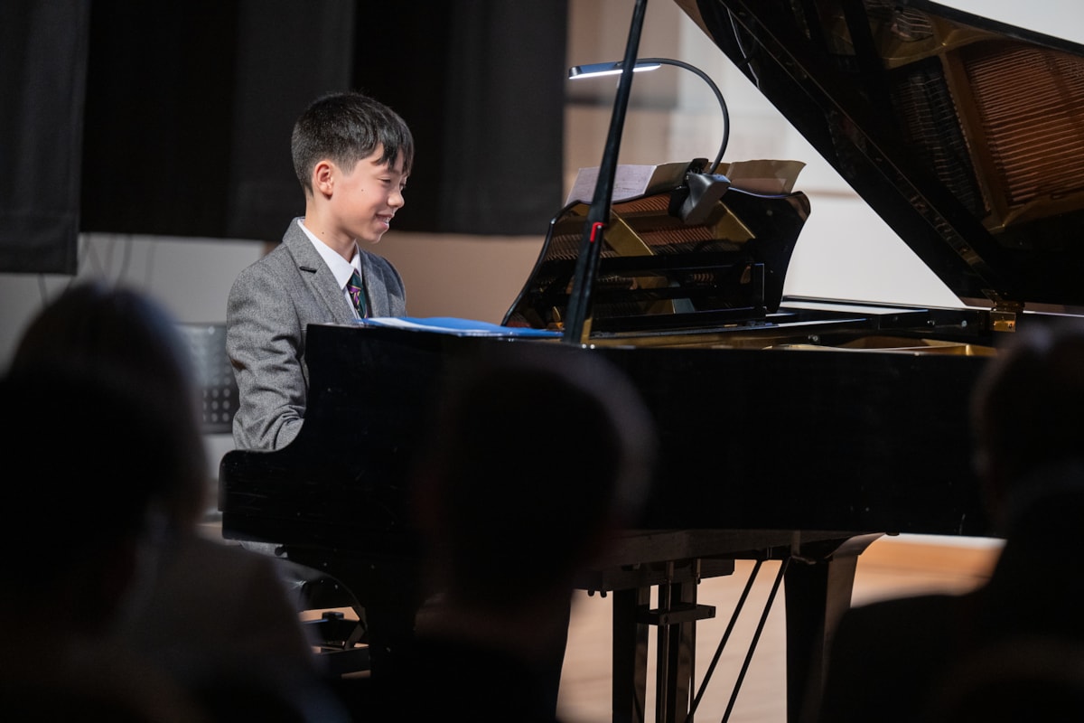 Tom Roche-Nishimori -  credit Alexander Williamson www.alexander-williamson.com 61