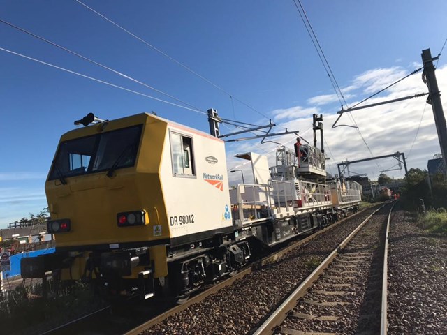 Gospel Oak to Barking electrification on track with confirmation of winter closure dates: Gospel Oak to Barking wiring train