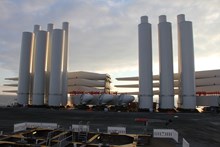 siemens-wind-turbine-blades-nacelles-and-towers.jpg