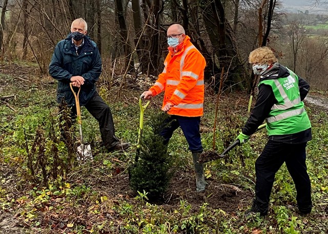 Thousands of trees planted as Network Rail’s £1 million pledge takes root across the country: Andrew Haines, Sara Lom and Andrew Shaxton parish council chair, South Harting planting 3 December 2020 (2)