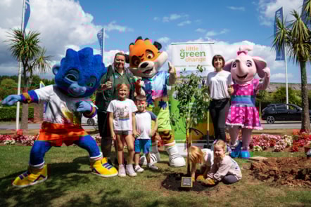 Haven x Little Green Change tree planting at Devon Cliffs