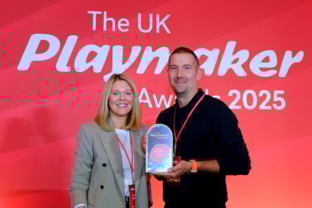 Playmaker Awards 2025 – Ourtstanding Leadership Award Handout