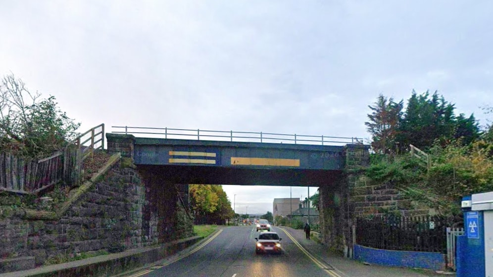 £1.3m rail bridge upgrade planned next month in Edinburgh: Westfield Road © 2026 Google