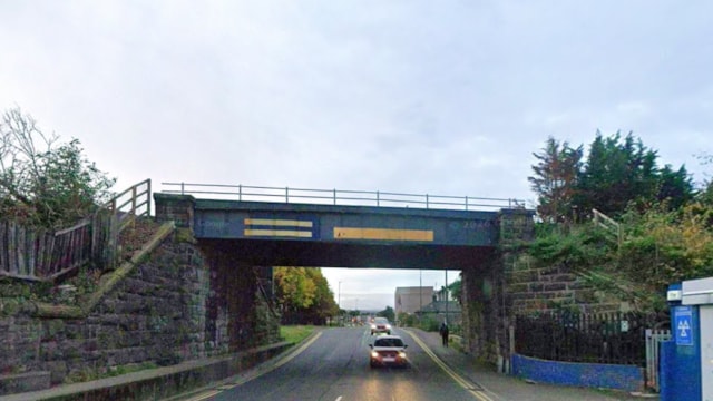 £1.3m rail bridge upgrade planned next month in Edinburgh: Westfield Road © 2026 Google