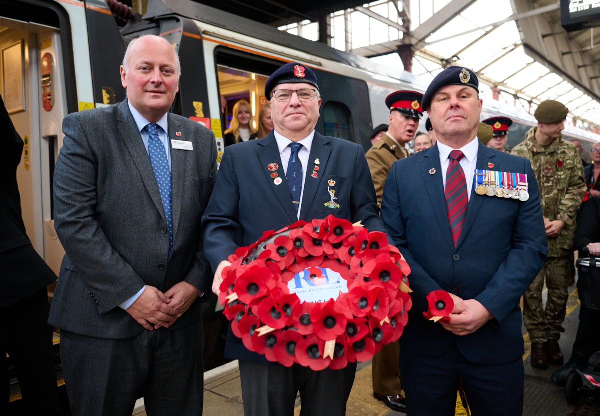 L to R: Managing Director at Avanti West Coast Andy Mellors, Steve Brammer, RBL Crewe, and Trainer and Assessor at Avanti West Coast Andrew Walker.