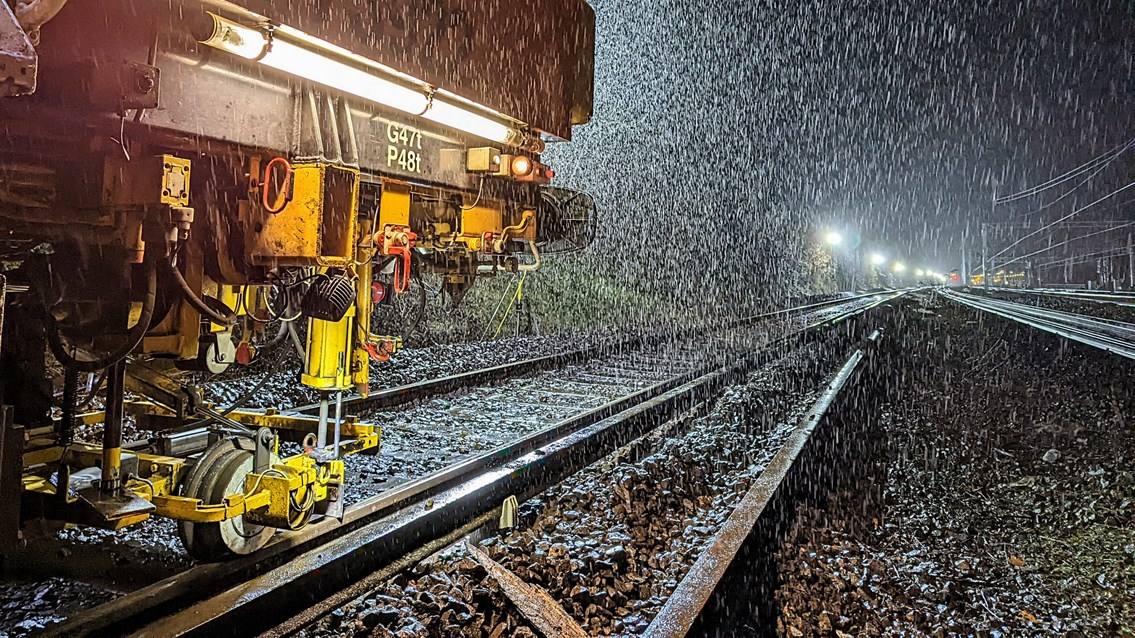 Track upgrades taking place in pouring rain during Watford to Euston blockade Feb 2023