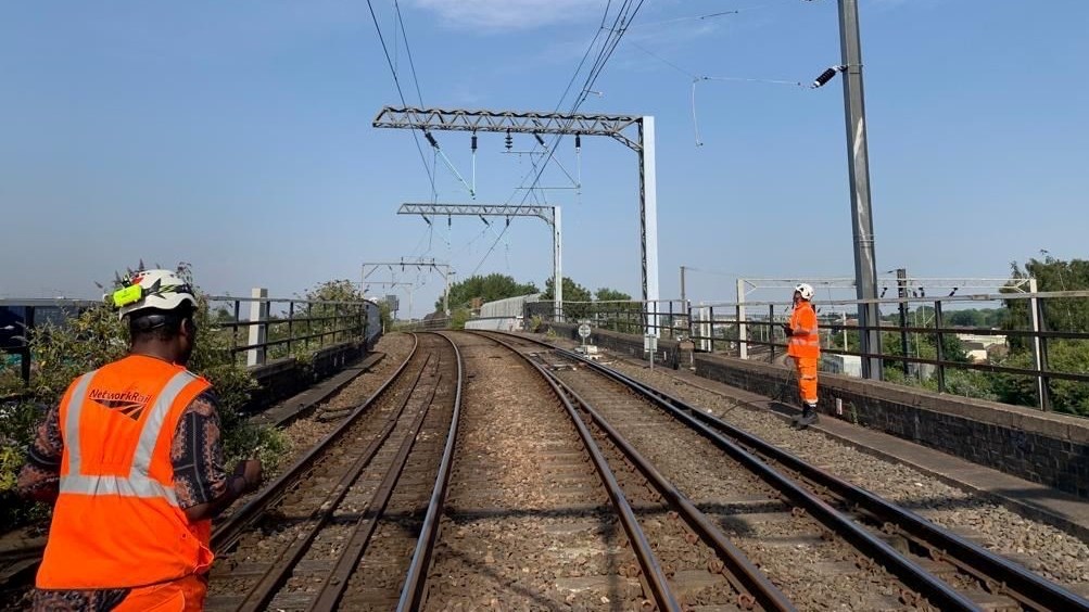 Overhead line repairs in Birmingham during July 2022 heatwave