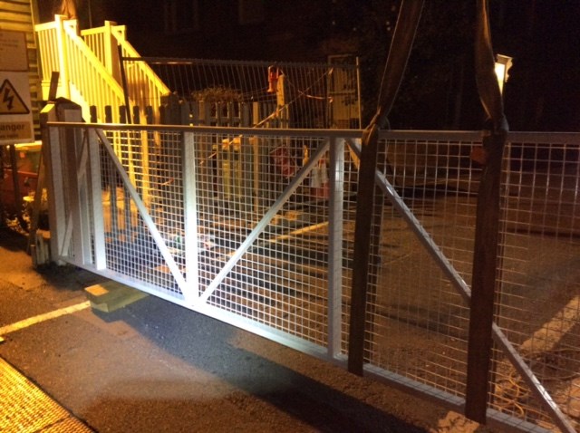 CHARTHAM3: New crossing gates being craned into position overnight in Chartham