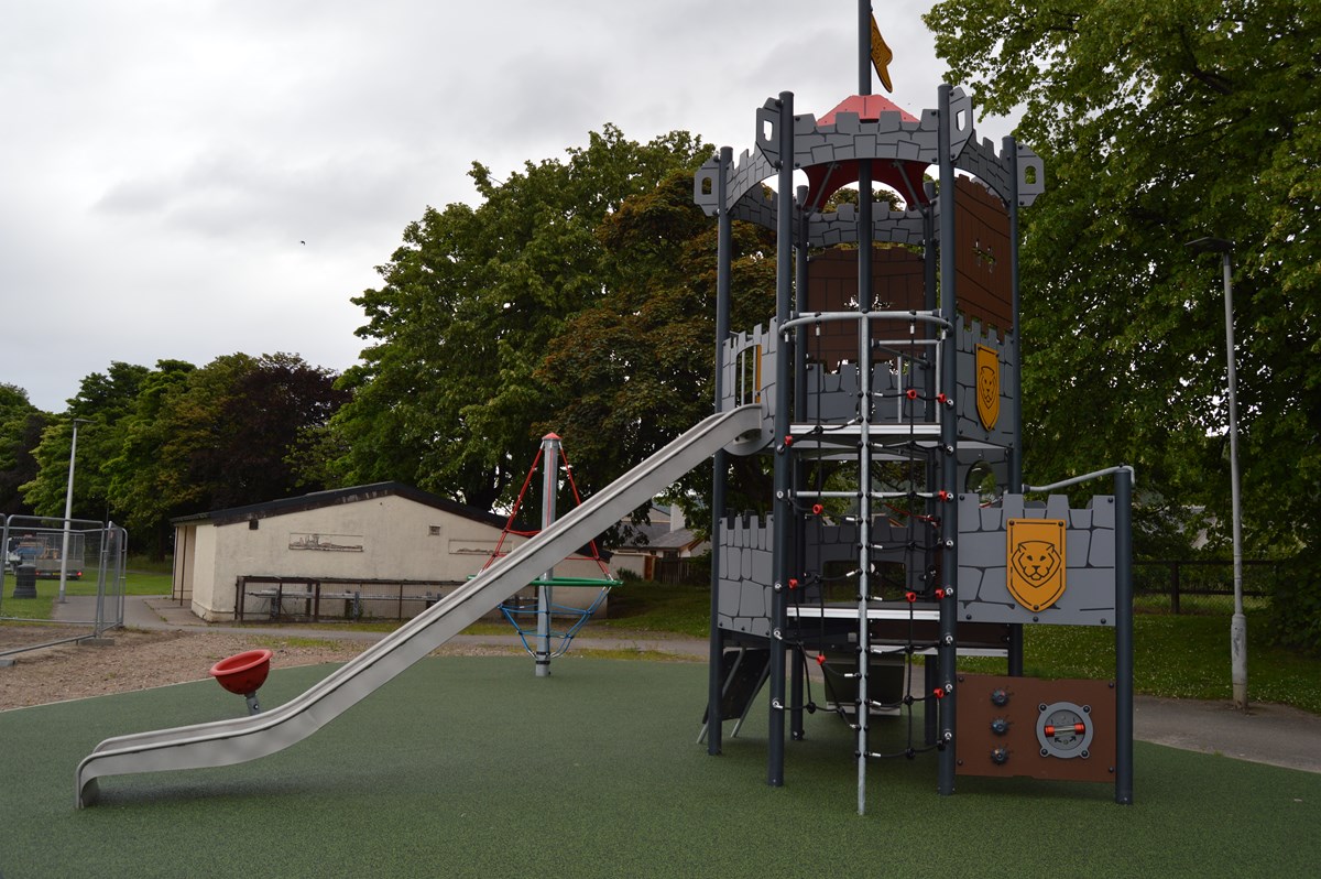 Rothes Playpark tower