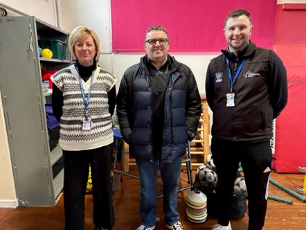 Buckie Thistle FC General Manager Stephen Shand (centre) with Cluny Primary Acting Head Teacher Diane Anderson and Danny Simpson, Active Schools Co-ordinator for Buckie ASG