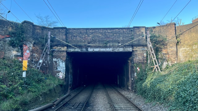 Vital bridge replacement means no trains on Liverpool Street – Chingford line for 16 consecutive days this summer: The bridge to be replaced