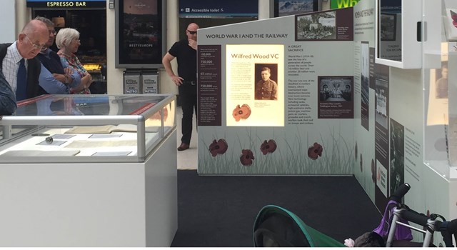 WWI exhibition Exhibition visitors at Charing X station