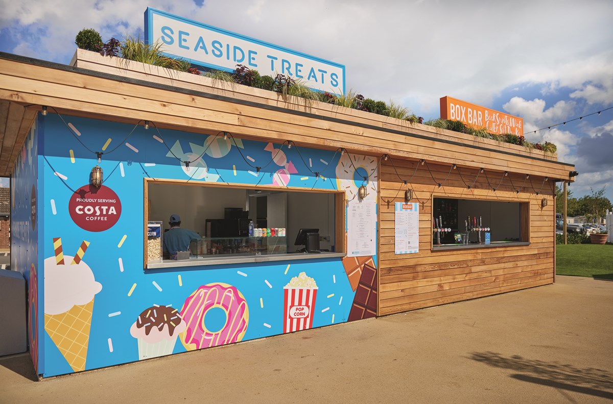 Seaside Treats and Box Bar at Skegness