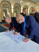 Mark Orchard (R) and Mike Sellers (L): Mark Orchard, Chief Financial Officer at Portsmouth Hospitals University NHS Trust and Mike Sellers, port director at Portsmouth International Port signing the Portsmouth Green Partnership Charter