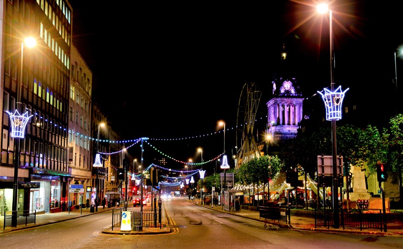 Bright idea calls on residents to help light up Leeds this Christmas: Lights16-335
