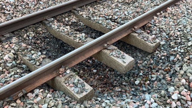 Ground investigation work after gap appears beneath railway near Barnsley: Gap underneath railway, Network Rail