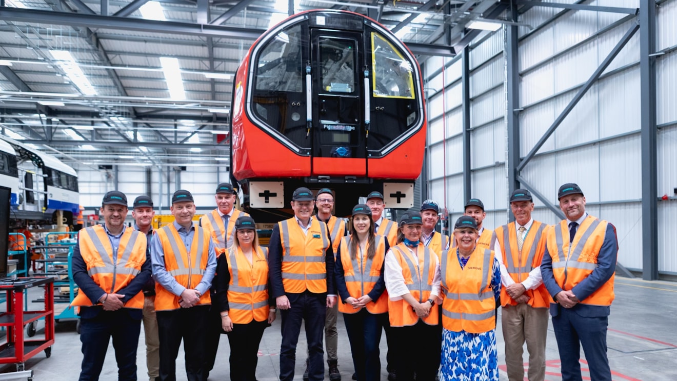 Rail Chief Alex Hynes joins regional leaders at the Siemens Goole Rail Village to discuss connectivity and growth: Siemens-25