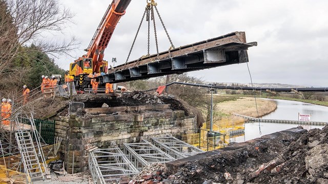 Old Oswaldtwistle bridge being removed