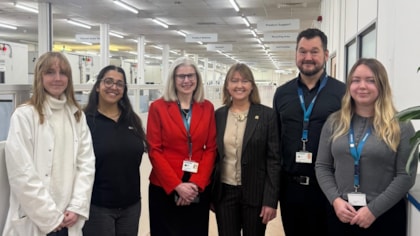 MP Sarah Gibson explores digital signalling and investment into young talent at Siemens Chippenham site: Sarah Gibson and Apprentices at Siemens Mobility