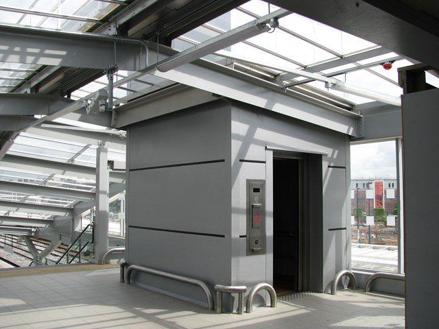 New Lifts Derby Station