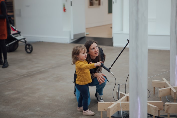 Kids Aloud at Leeds Art Gallery: Leeds Art Gallery is one of more than 20 museums and galleries across the UK taking part by offering dedicated Kids Aloud timeslots and special events for families during the summer holidays.

The child-friendly activities will take place alongside the gallery’s regular summer programme and will include children’s loud gallery tours, as well as portrait workshops and pattern making poetry sessions inspired by current exhibition To Improvise A Mountain: Lynette Yiadom Boakye Curates.
Image credit: Helena Dolby