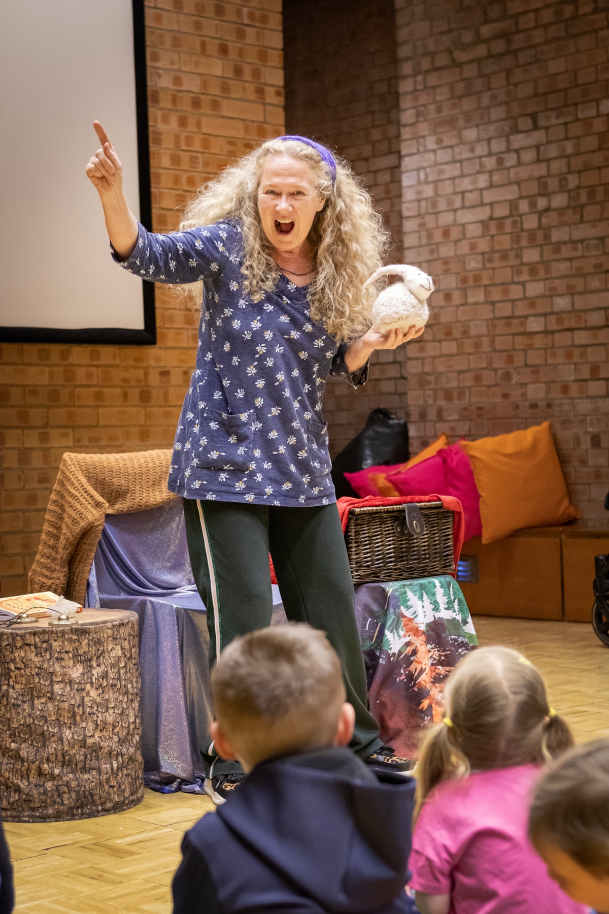 Story telling at Woolly Weekend at the National Museum of Rural Life. Photo © Ruth Armstrong