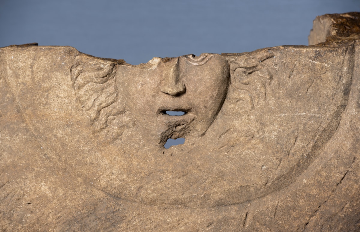 A fragment of Roman altar pre conservation. Photo © Phil Wilkinson (1)