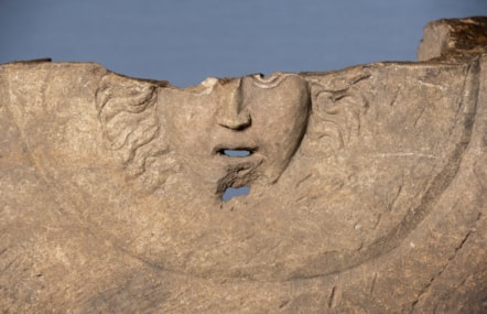 A fragment of Roman altar pre conservation. Photo © Phil Wilkinson (1)