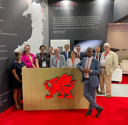 220718 - Vaughan Gething at Welsh Gov Booth at Farnborough Air Show 4
