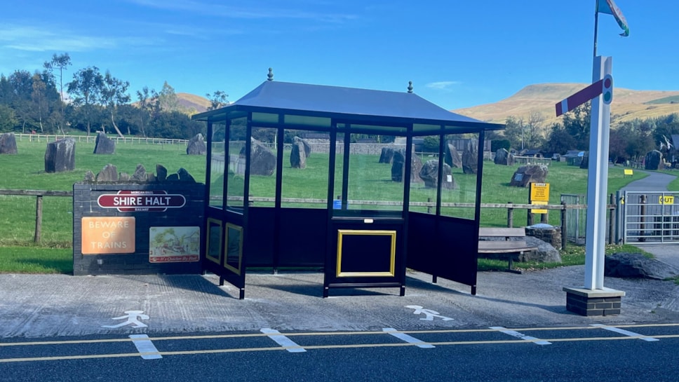 Land train shelter at Dan-Yr-Ogof