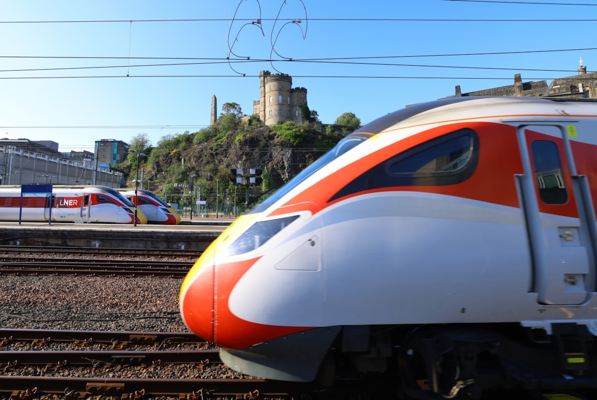 LNER Azuma Trains in Edinburgh Waverley station, LNER-2