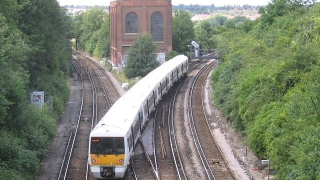 South Eastern Railway and Thameslink issue early notice of major engineering work through Dartford next year: Dartford Junction