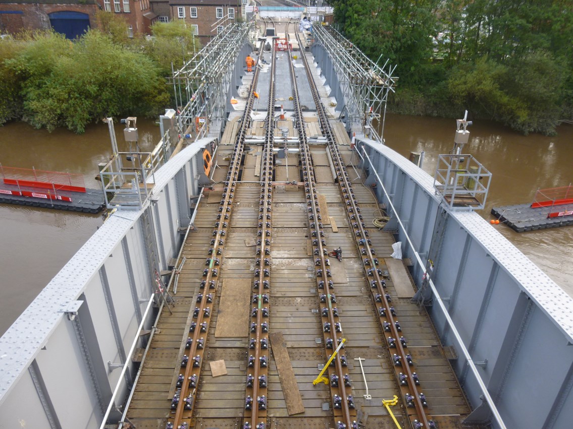 improvement work at Selby Swing Bridge: September 2014