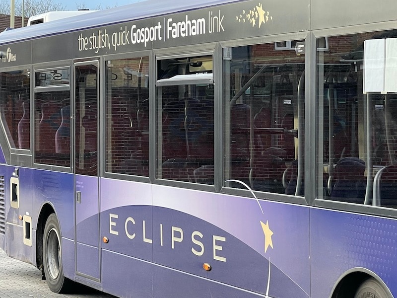 Eclipse bus, Hampshire