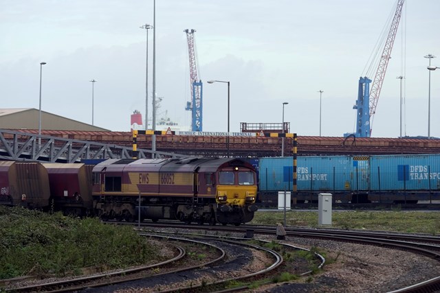 Freight train at Humber International Terminal: Freight train at Humber International Terminal