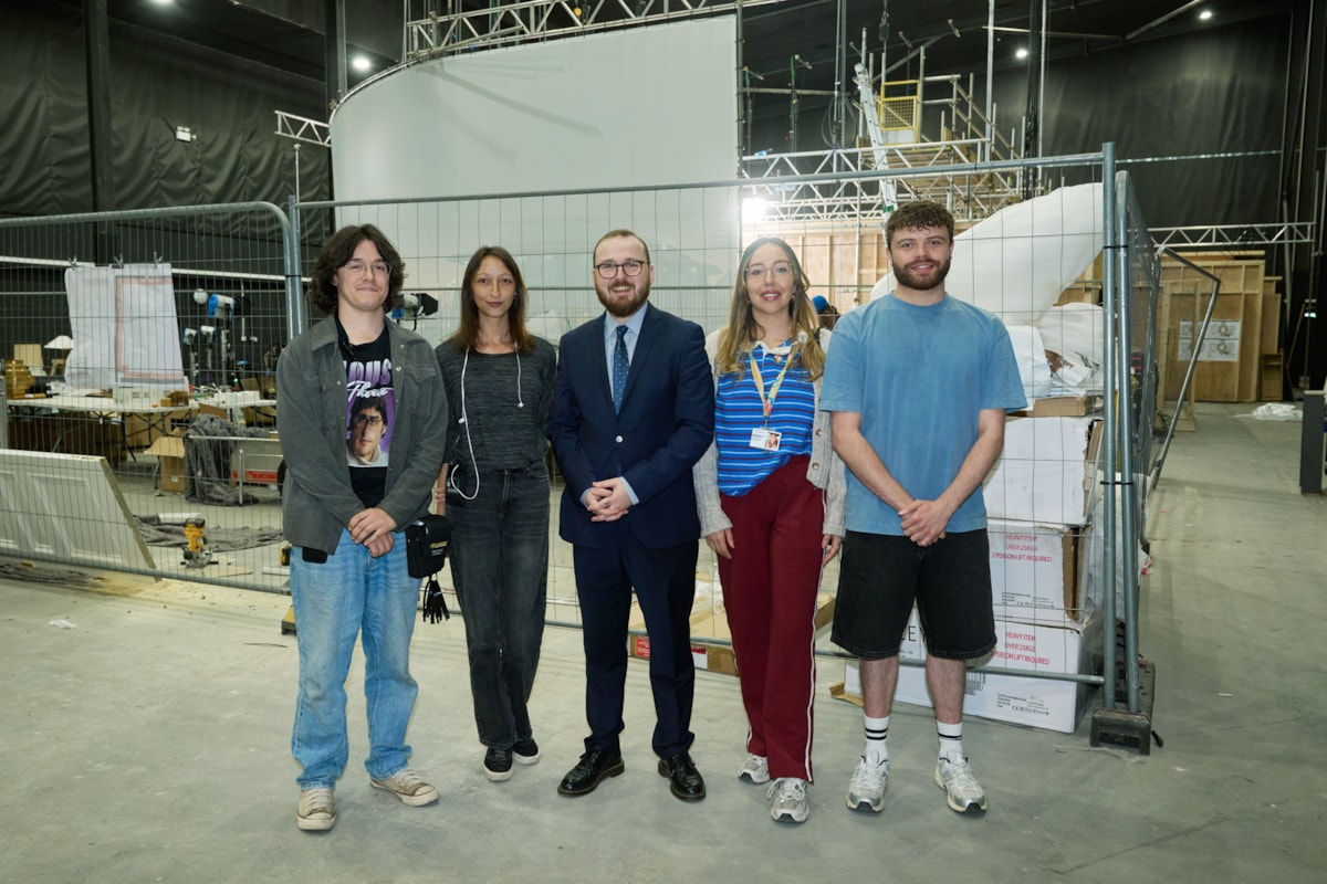 Industry 4 Visit 15 May 2025 L-R Charlie Grayson, Robyn Selby, Minister Jack Sargeant, Rosie Berry, Jacob Cook