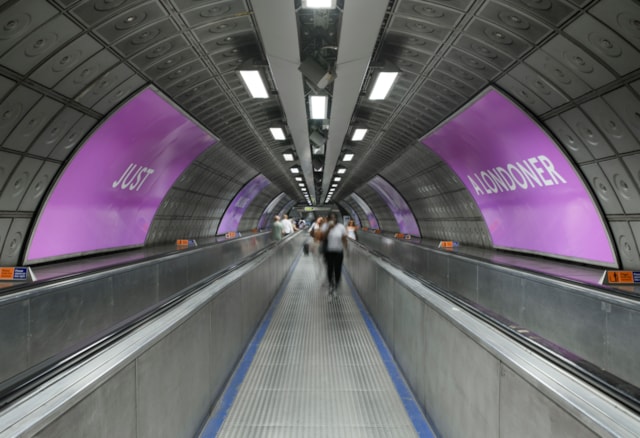 Ain Bailey with Elaine Mitchener, ‘Maybe It’s Because I’m A Londoner’, Waterloo underground station, 2026 Photo Thierry Bal 1