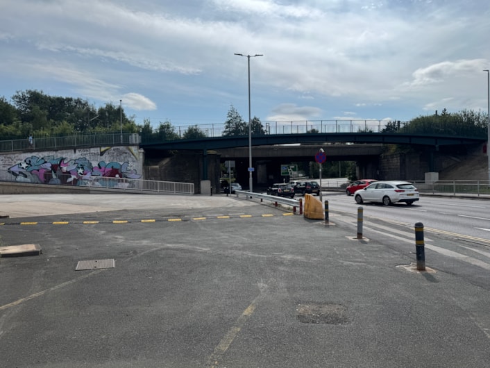 Completed Wellington Road footbridge 2: Completed Wellington Road footbridge 2
