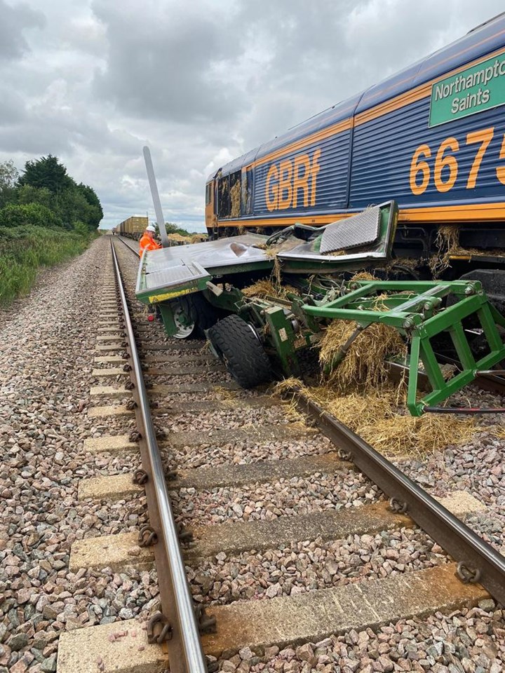 UPDATE: Repair works underway following Cambridgeshire level crossing incident: Kisbeys LX update 2