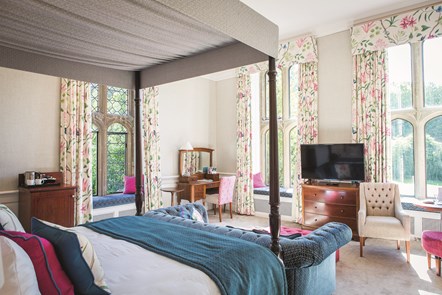 Littlecote House Hotel Bedroom Historic Popham Suite