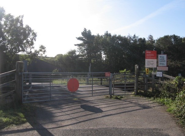 Network Rail slams reckless behaviour at North Yorkshire level crossing after three shocking incidents in the last six months: Meads Lane level crossing