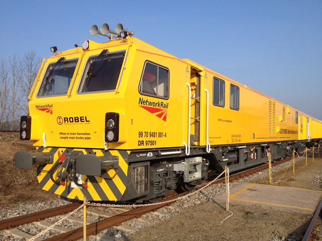 Mobile Maintenance Train (MMT) - 1