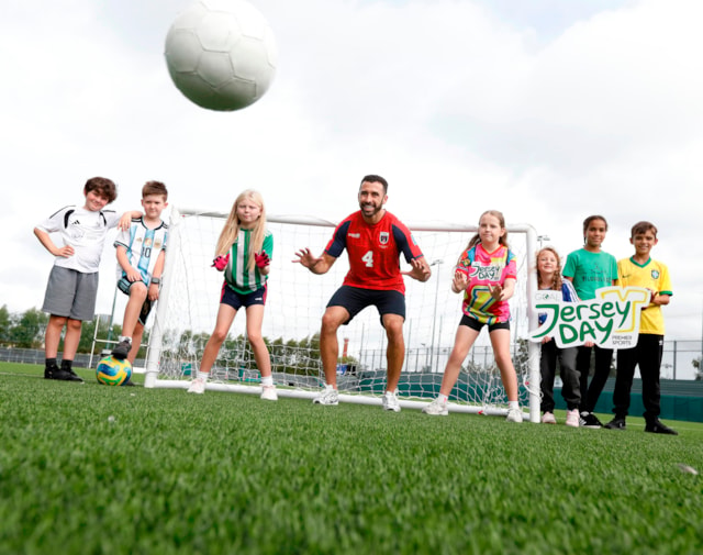 Pico Lopes and Greystones Community National School