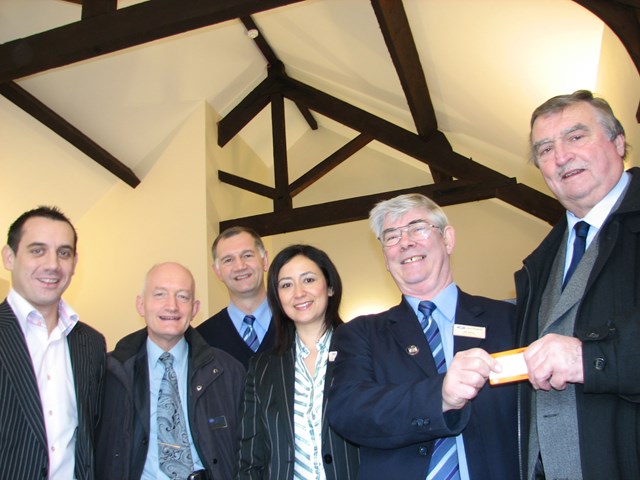 Guide Bridge ticket office: Official opening of newly refurbished ticket office 20/11/07